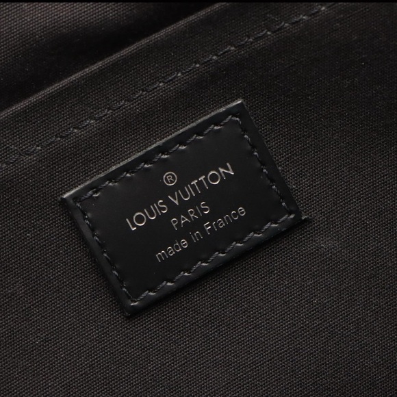 Louis Vuitton Women's Noir Black Epi Leather Passy PM Tote Handbag - EUC - Picture 5 of 11